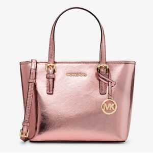 Michael Kors Primrose Jet Set Travel Bag